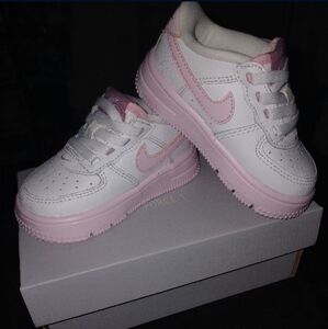 Nike Kids White and Pink Sneakers